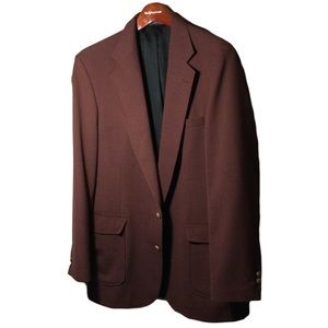 Mens Haggar Wine-Colored Jacket. 42R. Perfect condition.